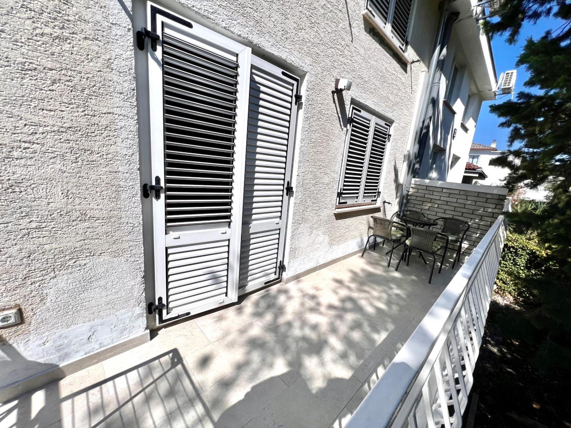 Apartments Villa Ana Dramalj Rom bilde